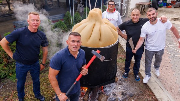 ХИНКАЛИ на 120 кг. МЫ ПРИГОТОВИЛИ САМЫЙ БОЛЬШОЙ ХИНКАЛИ В МИРЕ.
