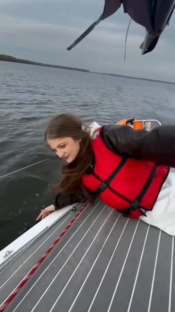 VID_20251010_124743_093