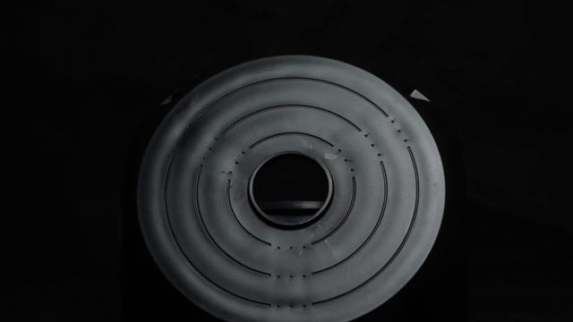 Презентация линейки монтажного оборудования в черном цвете