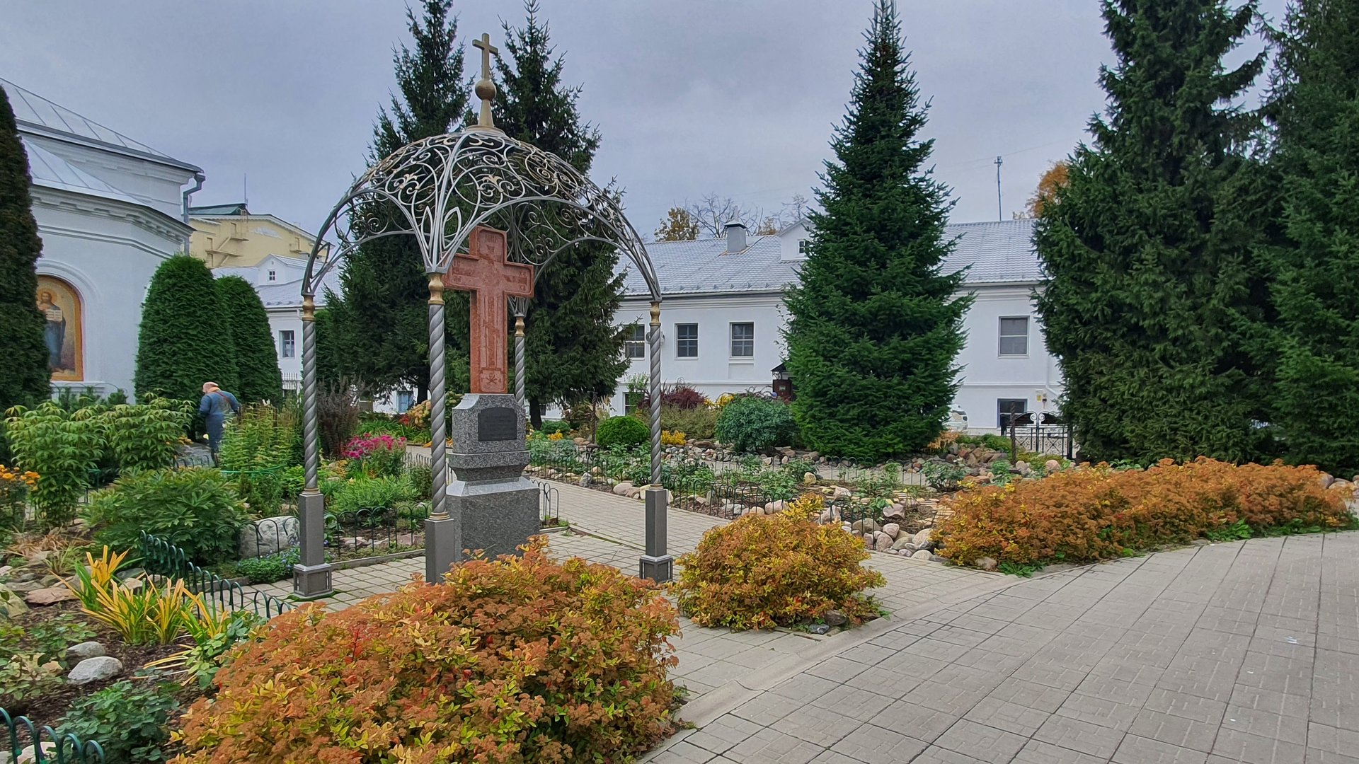 Казанский женский монастырь в Ярославле — действующая обитель XVII века. смотреть онлайн