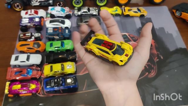МНОГО МАЛЕНЬКИХ МАШИНОК. HotWheels