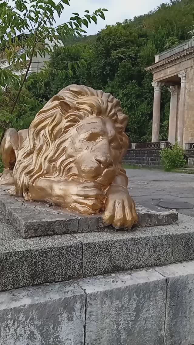 ГАГРА / ЗАБРОШЕННЫЙ КИНОТЕАТР