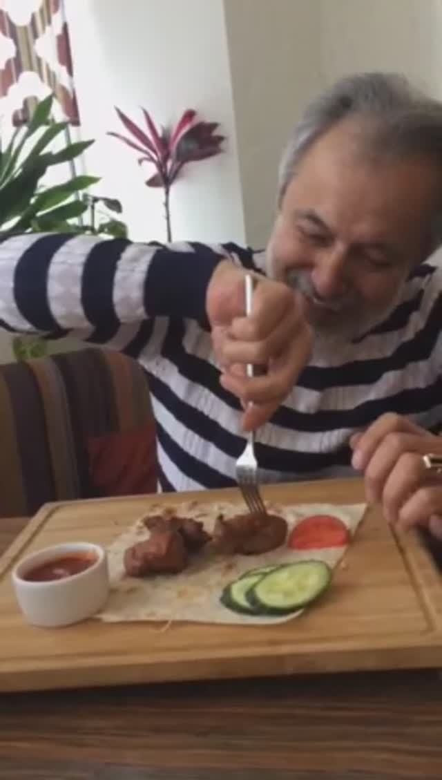 Вкусная еда в любимом ресторане в Самаре с небольшой добавкой)))