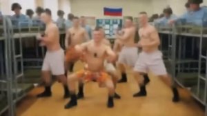 Бригада волонтеров из Тимашевска шьёт ребятам трусы... В ответ, швеям,  ребята сочинили песню😂