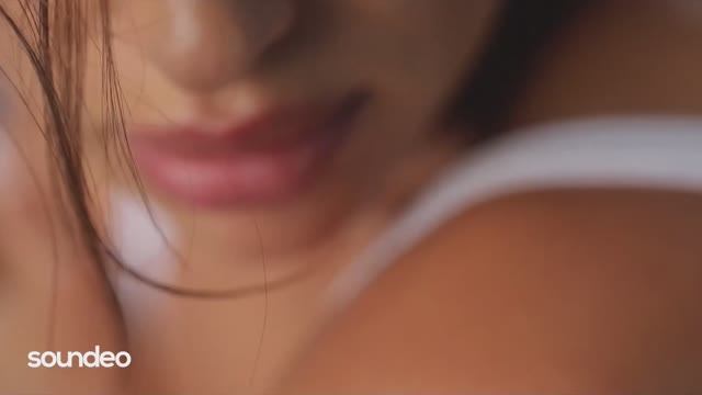 Zhoneus Deep - Playing Hearts смотреть онлайн