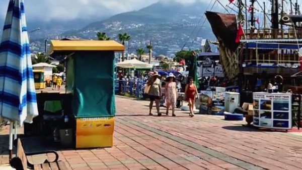 В ПОРТУ АЛАНЬИ. ТУРЦИЯ 2025.