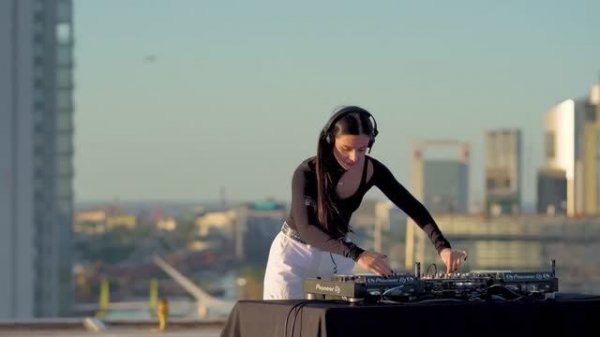 Korolova, Moonwalk - Prometheus