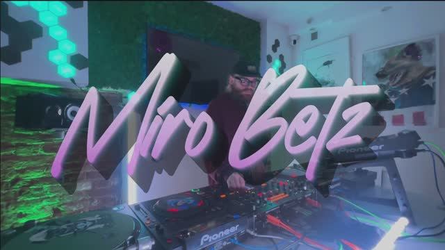 Miro Betz @ Platforma Studio