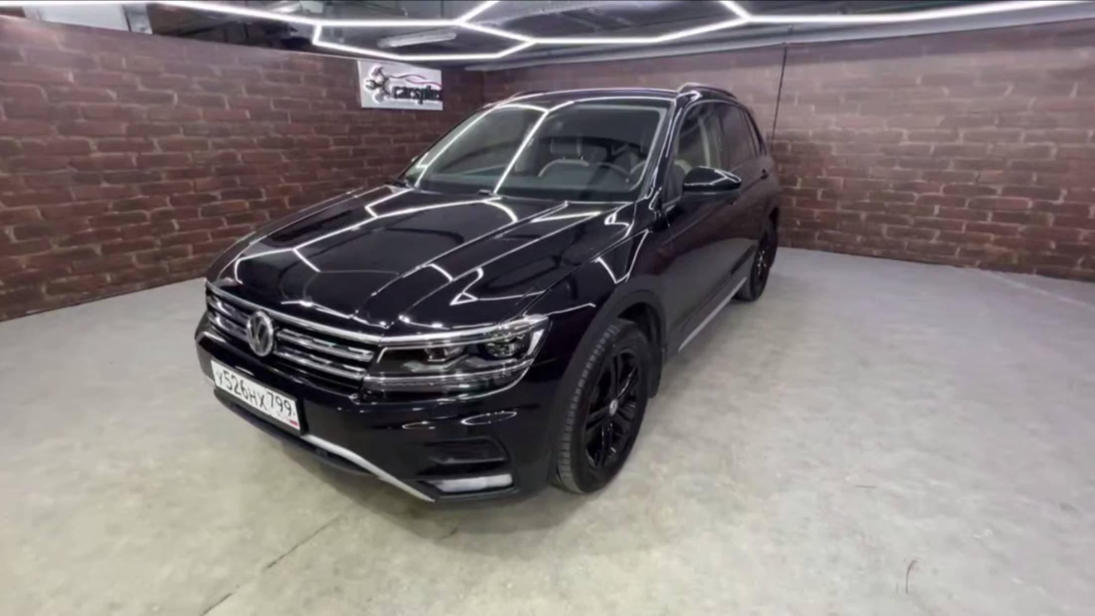 В наличии 🚘Volkswagen Tiguan II смотреть онлайн