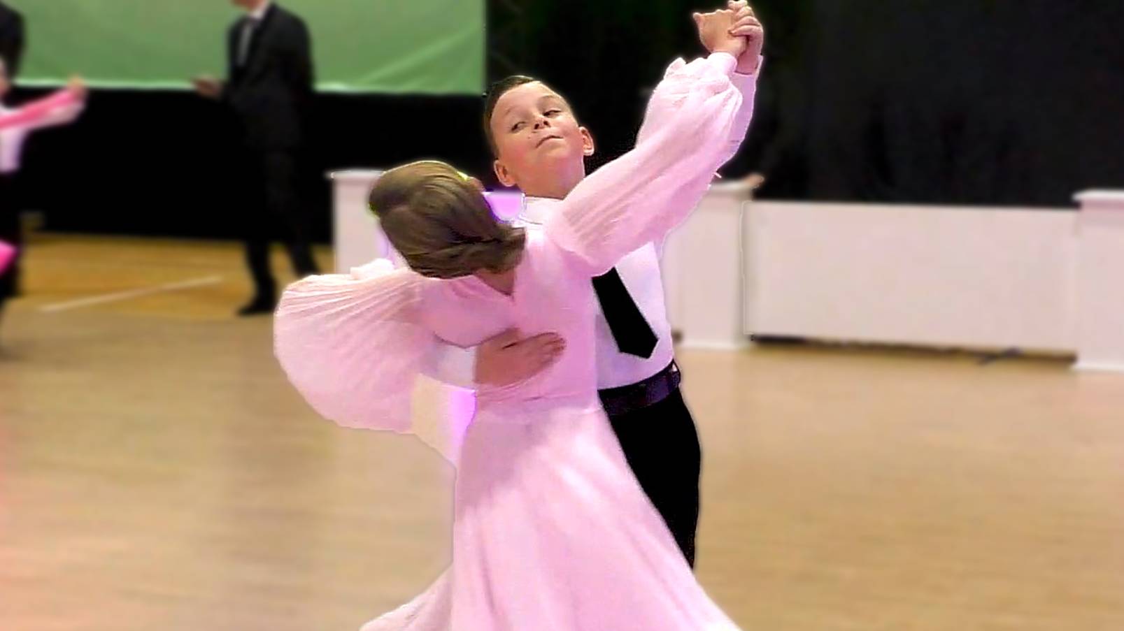 Дети 2 - Open St финал: медленный вальс, танго, венский вальс, квикстеп. BDA Open Festival 2025 смотреть онлайн