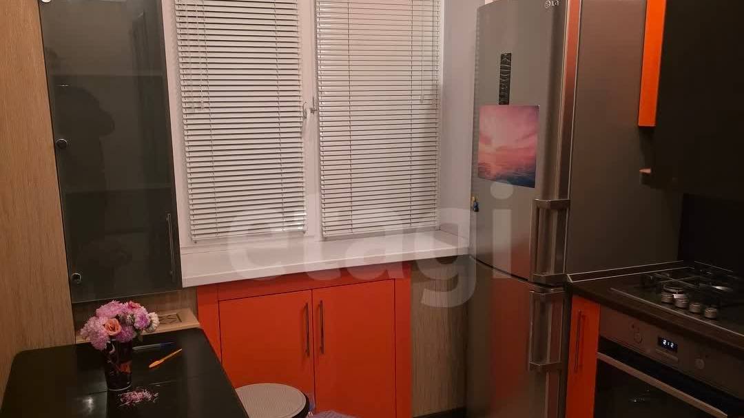 Продаётся 1 комн. квартира 1/5 Садовая 13а