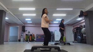 СТЕП АЭРОБИКА ЦЕЛАЯ ТРЕНИРОВКА / STEP AEROBICS