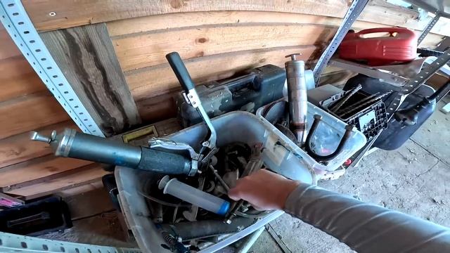 Мелкой стало плохо ! Эти кучи надо разгребать ! ХУТОР В ЛЕСУ №826 смотреть онлайн