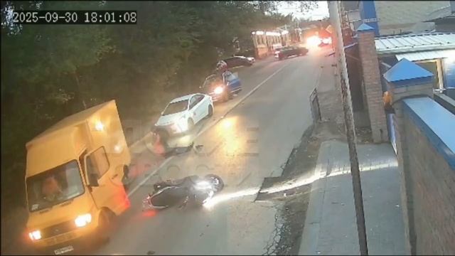 Пьяный мопедист из Ростова-на-Дону смотреть онлайн