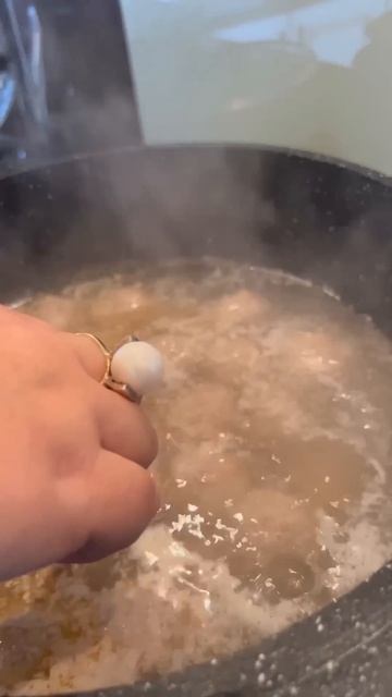 СУП, КОТОРЫЙ ЛЮБЯТ ВСЕ! #супсфрикадельками #супстефтелями #кололак #рецептсупа #супкоторыйлюбятвсе смотреть онлайн