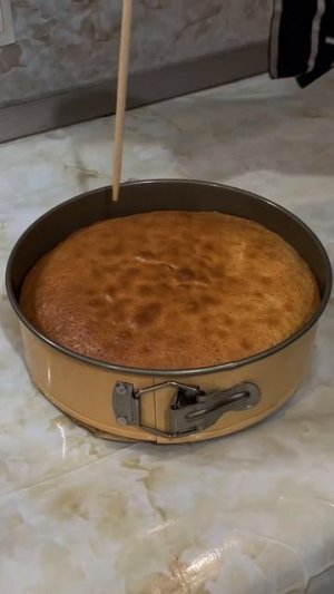 Молочный  пирог с карамельной
пропиткой.