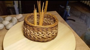 Небольшая корзинка с ручкой. Часть 1. Корзинка.