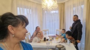 Неожиданная радость и встреча. Приехали дети и внуки. Стройка опять откладывается.