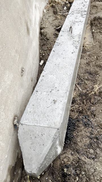 Забивка свай 300/300/7 метровые , Ярославль база Черноземье