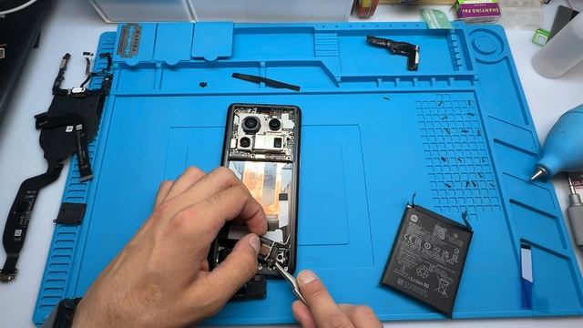 Замена дисплея Xiaomi 13 Ultra (Service Pack) / change display смотреть онлайн