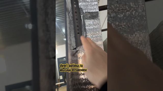 Уличная Термодверь по индивидуальному проекту с механической вертикальной ручкой. #входныедвери