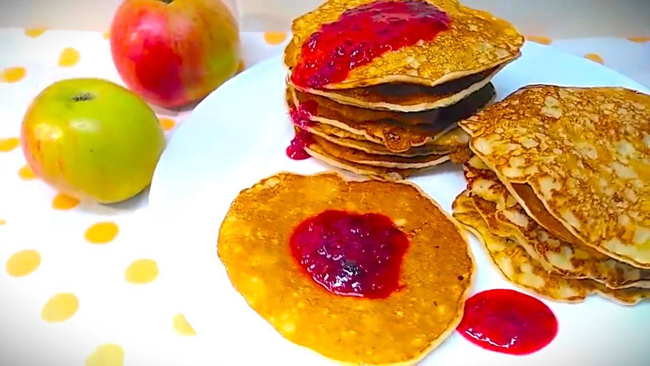 Блинчики с геркулесом и ЯБЛОКОМ . Детям на радость.