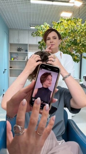 #новаястрижка #женскаястрижка #подборстрижки #короткаястрижка #стильнаяженщина #влияниецвета #образи