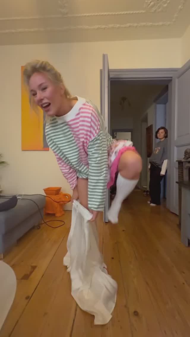 Она искала свой стиль😂 смотреть онлайн