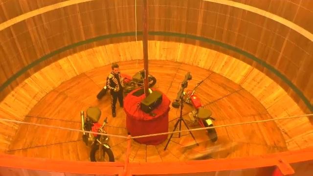 КОМЕДИЯ РОК Мы слетаем с катушек!(( смотреть онлайн