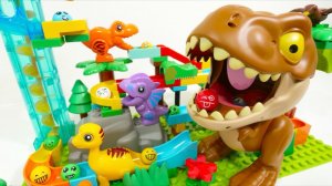 Конструктор Лего играем вместе динозавр