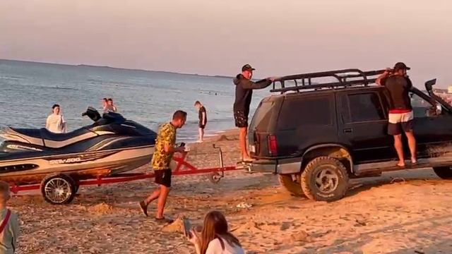 Почему стоит попробовать катание на водных мотоциклах в станице Голубицкой смотреть онлайн