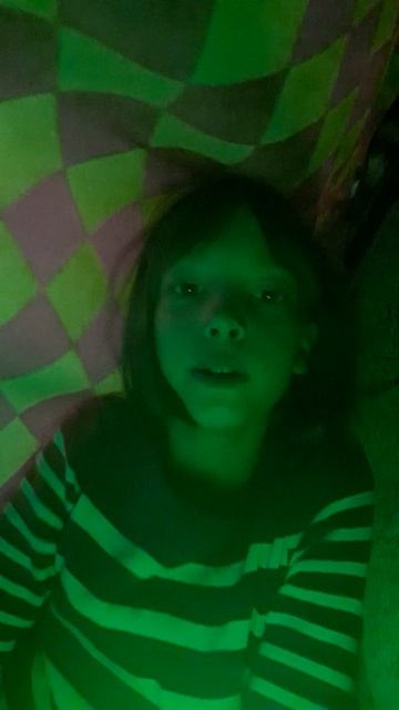 Скинь другу если у него др !