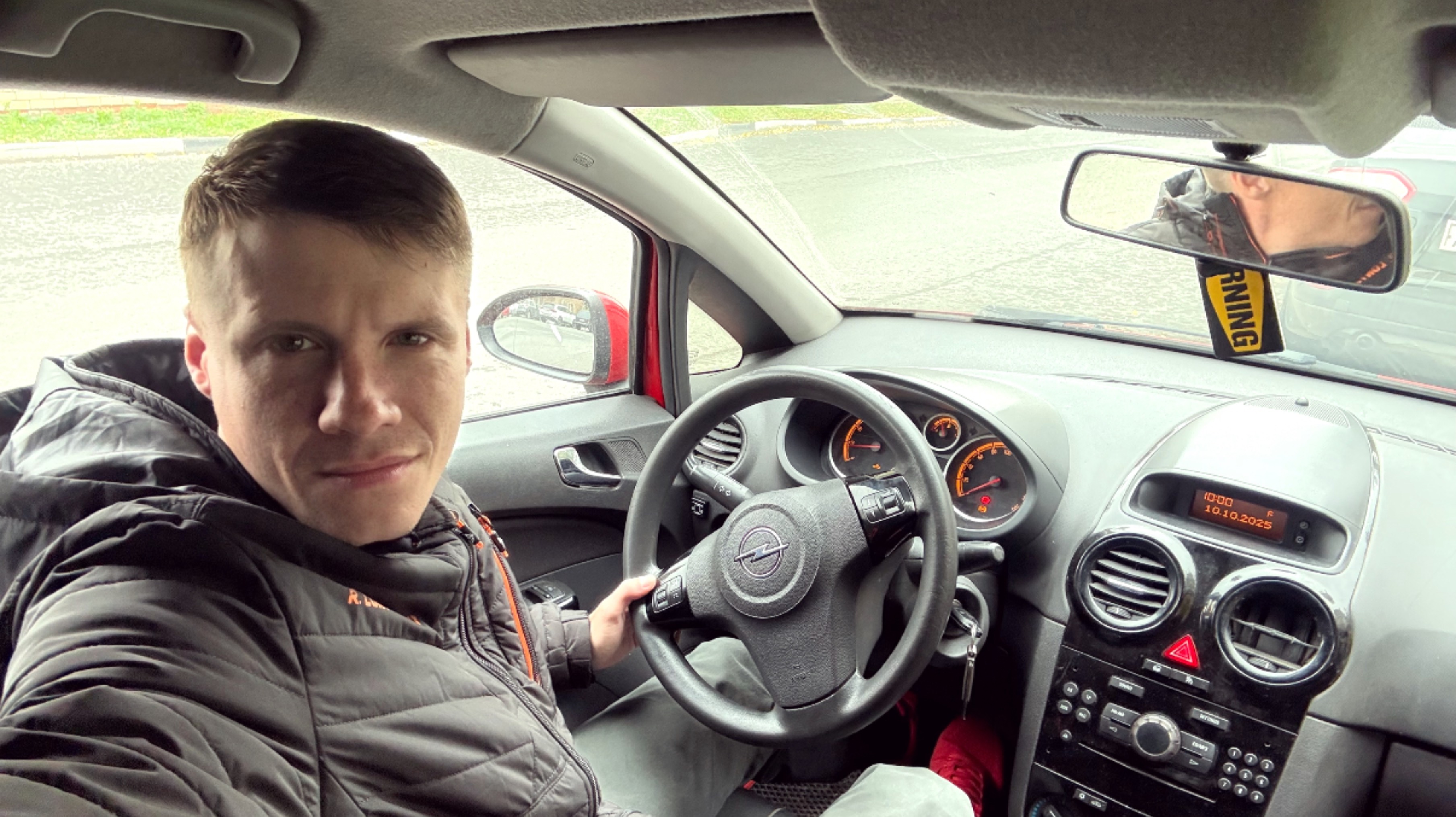 Opel Corsa.Поджопник смотреть онлайн