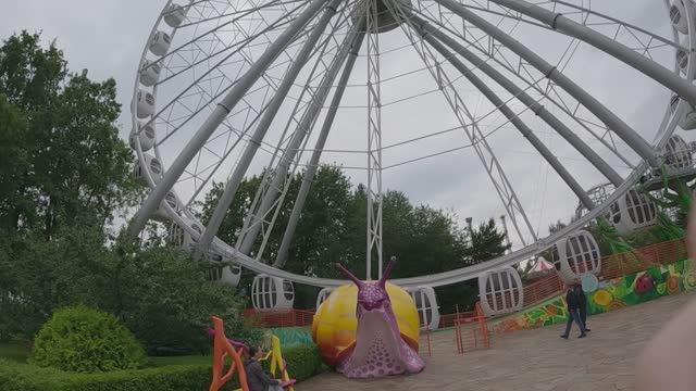 Где лучше знакомиться с девушками на диво острове в России или в солнечной Африке смотреть онлайн