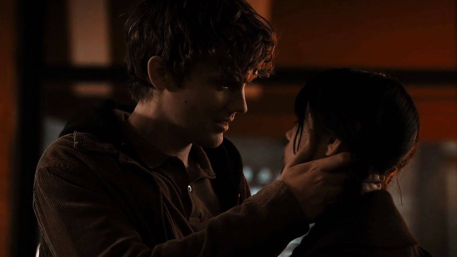 Wednesday x Tayler - Young and Beautiful смотреть онлайн