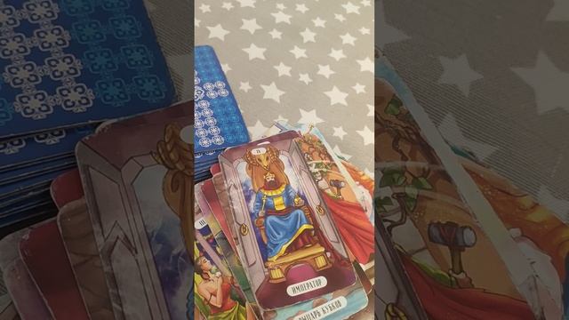 ТАРО РАСКЛАД. ГАДАНИЕ. МЫСЛИ НА НОЧЬ ГЛЯДЯ