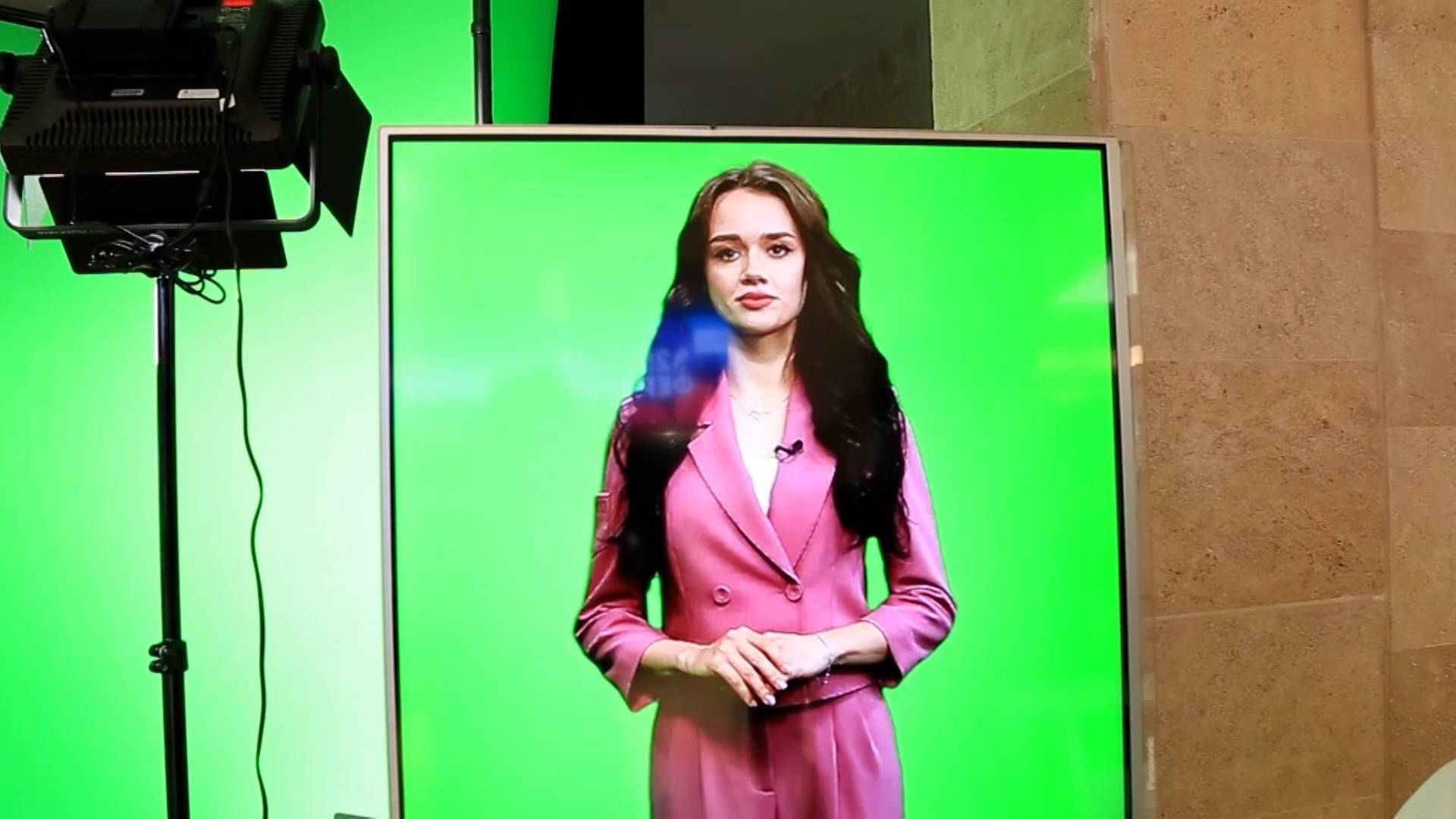 СПОСОБЕН ЛИ ЗАМЕНИТЬ ИСКУССТВЕННЫЙ ИНТЕЛЛЕКТ ЧЕЛОВЕКА? смотреть онлайн