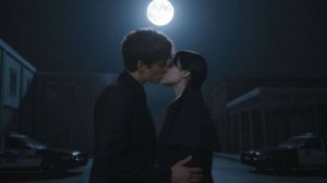 Уэнсдей и Тайлер - Вампир