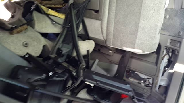 №460 ELGRAND AVWE50-013211 1998 20160928_094836 смотреть онлайн