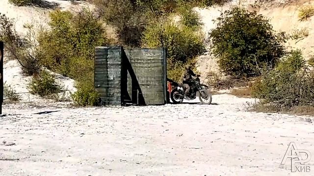 Штурмовики отрабатывают технику боя под новые задачи. смотреть онлайн