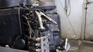 Утопил четырёхтактный лодочный мотор, что делать На примере Honda BF25