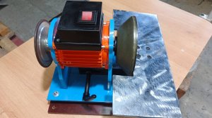 Алмазный заточной станок токаря из водяного насоса своими руками