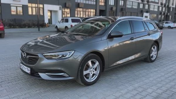 Opel INSIGNIA 2019