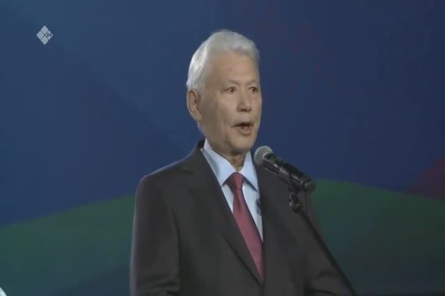 Выступление Первого Президента РС (Я) М.Е. Николаева к 100-летию республикив "Триумфе" 29.04.2022 г смотреть онлайн