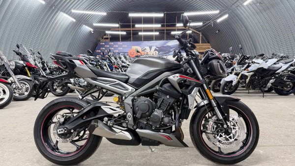 Обзор Triumph Street Triple RS |В НАЛИЧИИ|