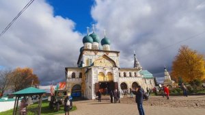 Собор Воскресения Христова в городе Тутаеве (Романов-Борисоглебске) на Борисоглебской стороне.