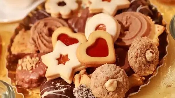 ПРАЗДНИЧНОЕ ПЕЧЕНЬЕ смотреть онлайн