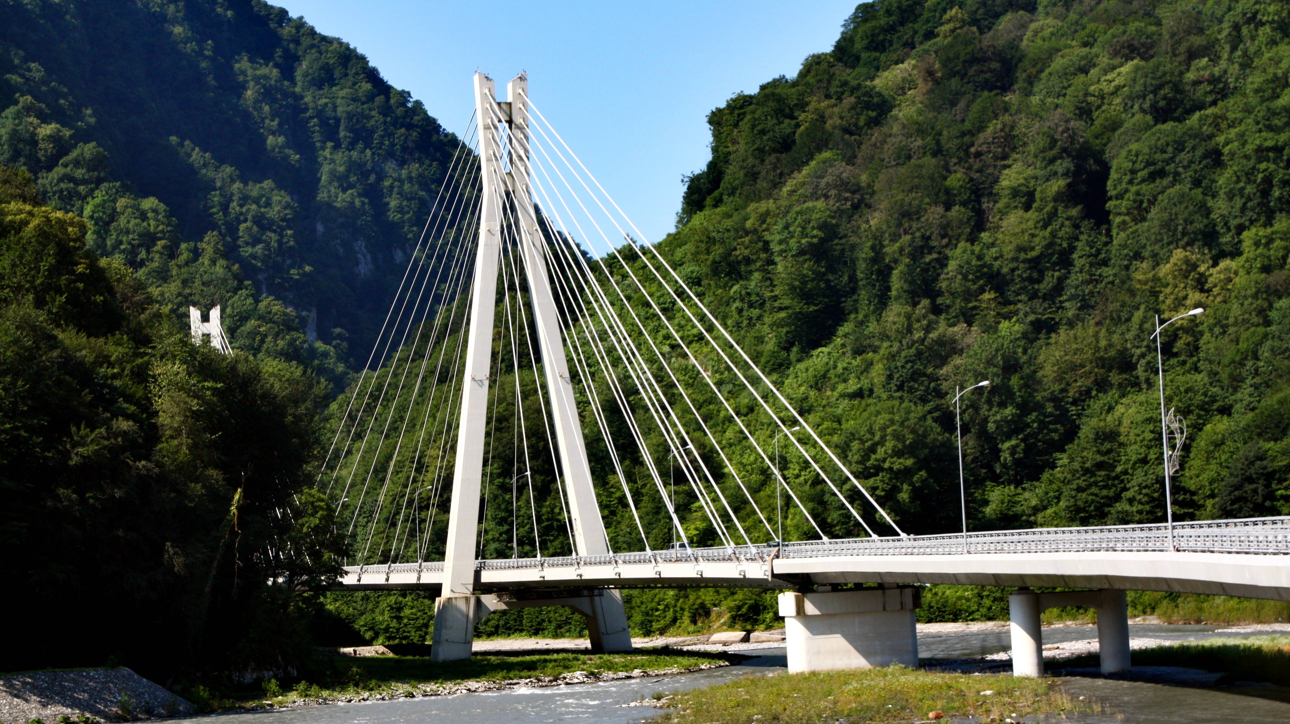 ВАНТОВЫЙ МОСТ НА КРАСНУЮ ПОЛЯНУ. смотреть онлайн