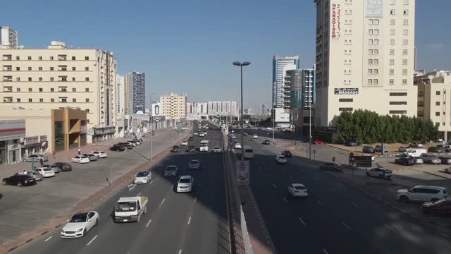 Лучший отдых в Эмиратах. Красивые отели и, конечно, мечети. Море, солнце, песочные пляжи. Аджман смотреть онлайн