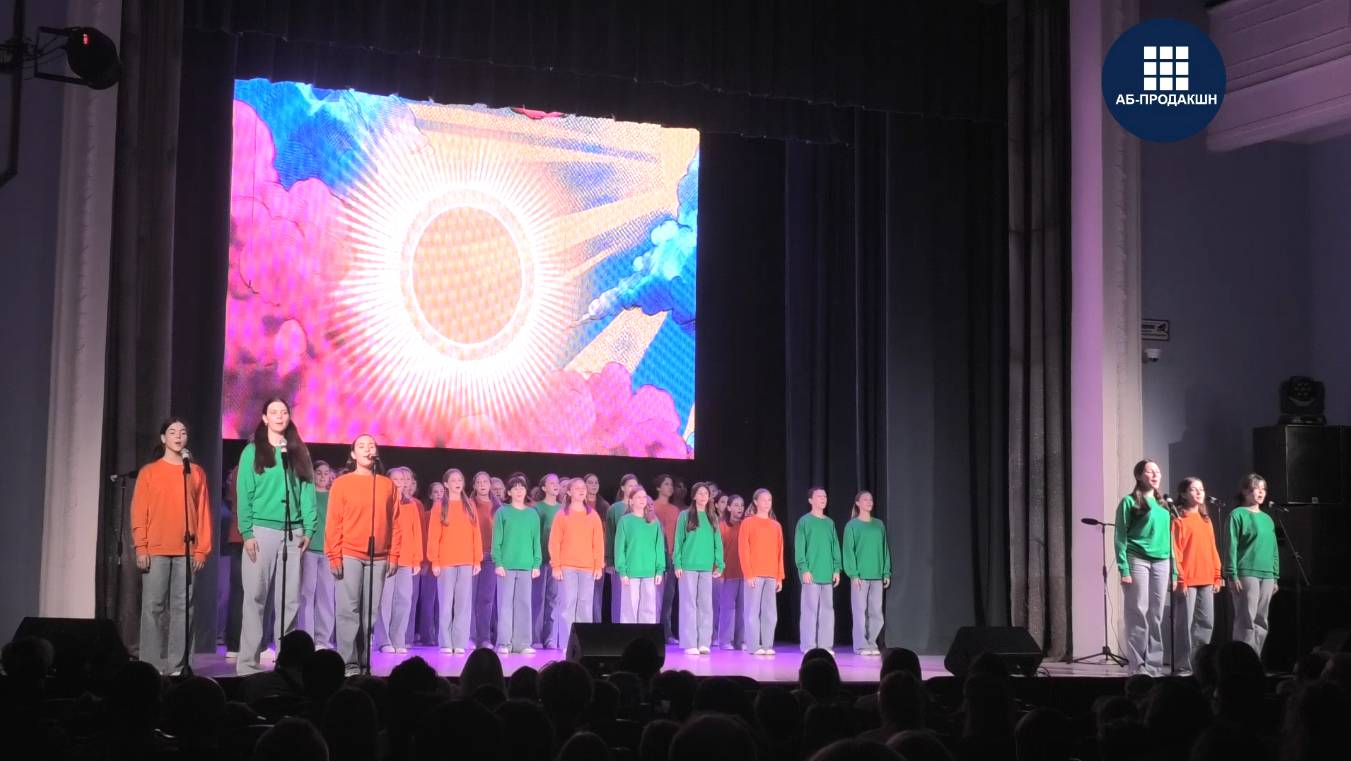 Мы маленькие дети. Мюзикл «Приключения Электроника. Стать Человеком». БДХ имени В.С.Попова.